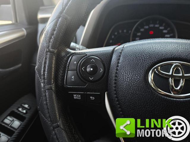 TOYOTA RAV 4 2.0 D-4D 4WD Lounge