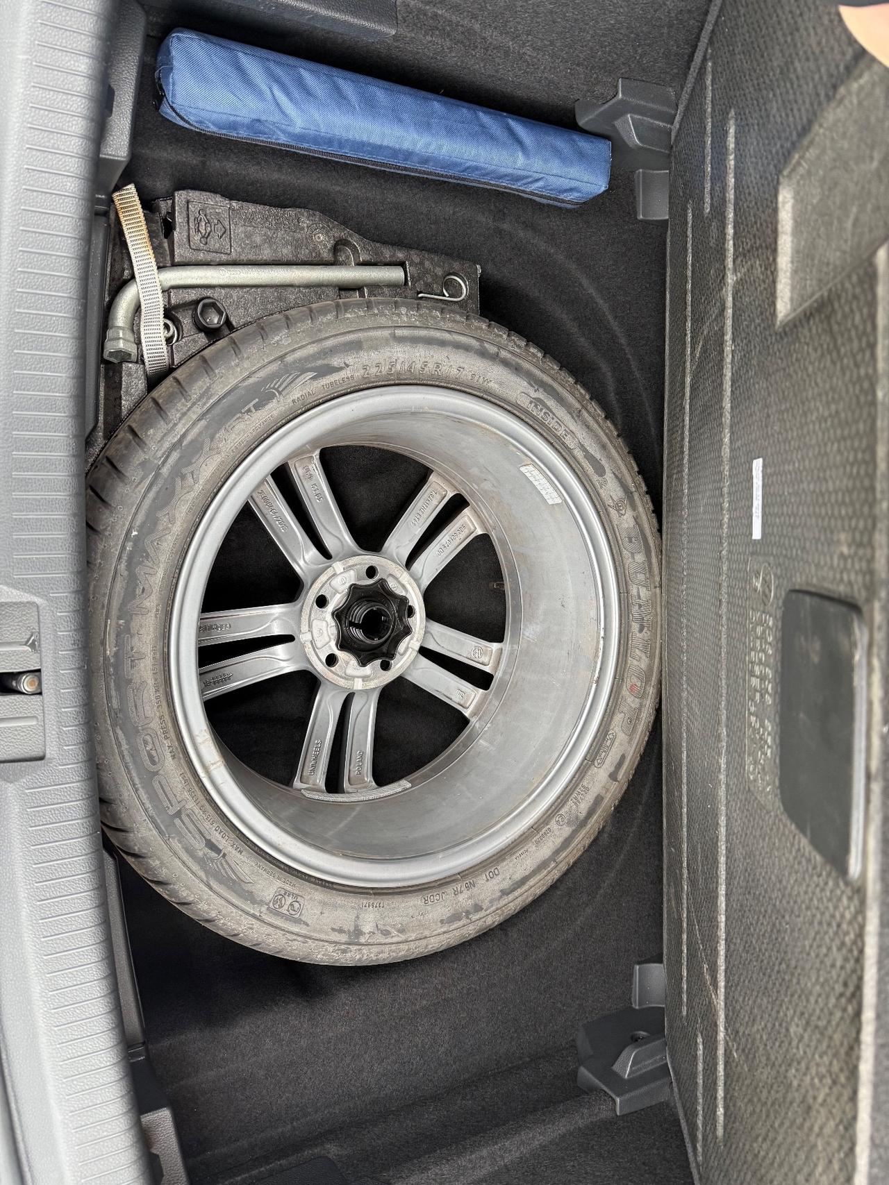 Volkswagen Golf 1.6 TDI 115 CV -R LINE- KEYLESS