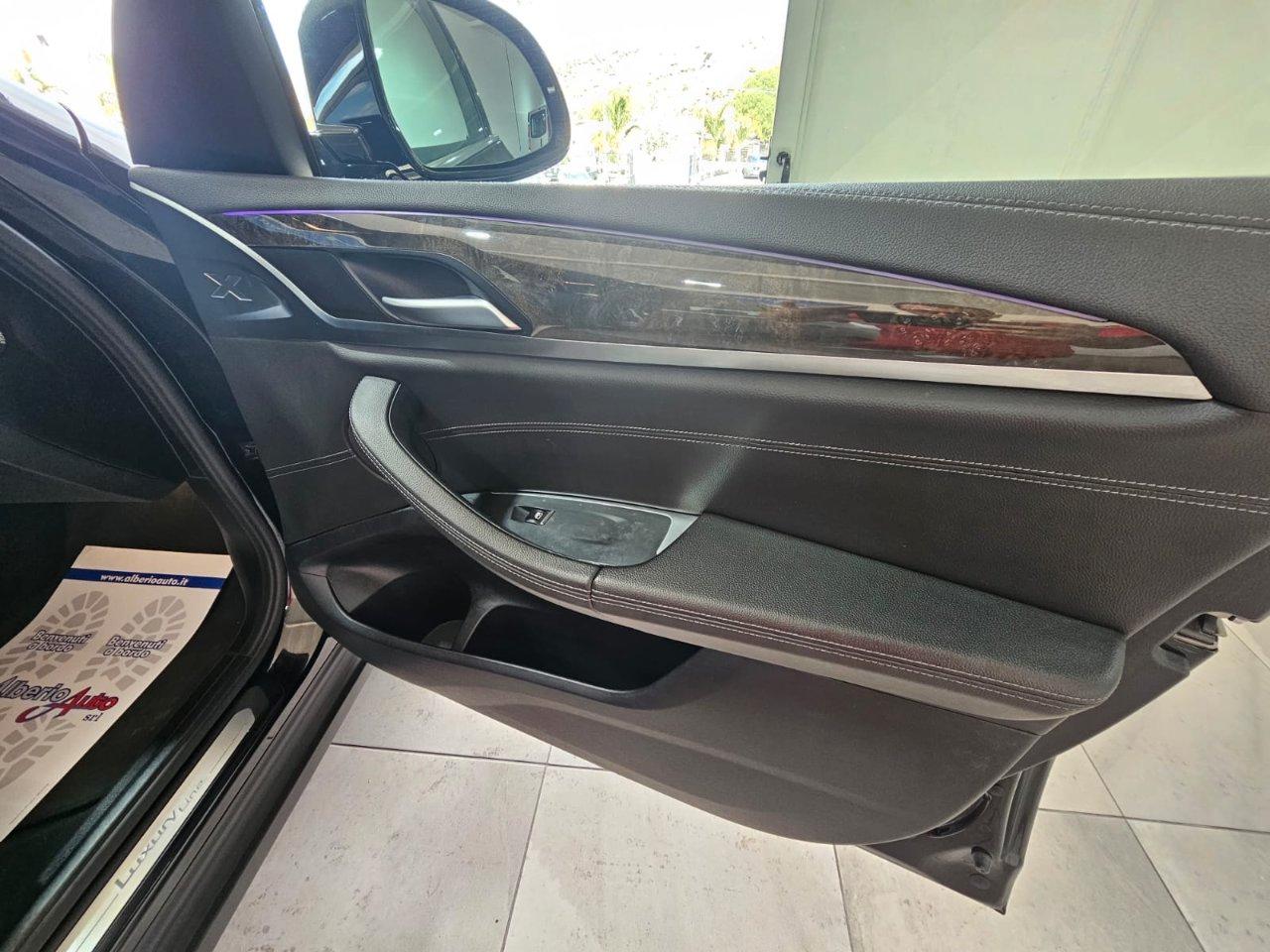 BMW X3 xdrive20d Luxury 190cv auto