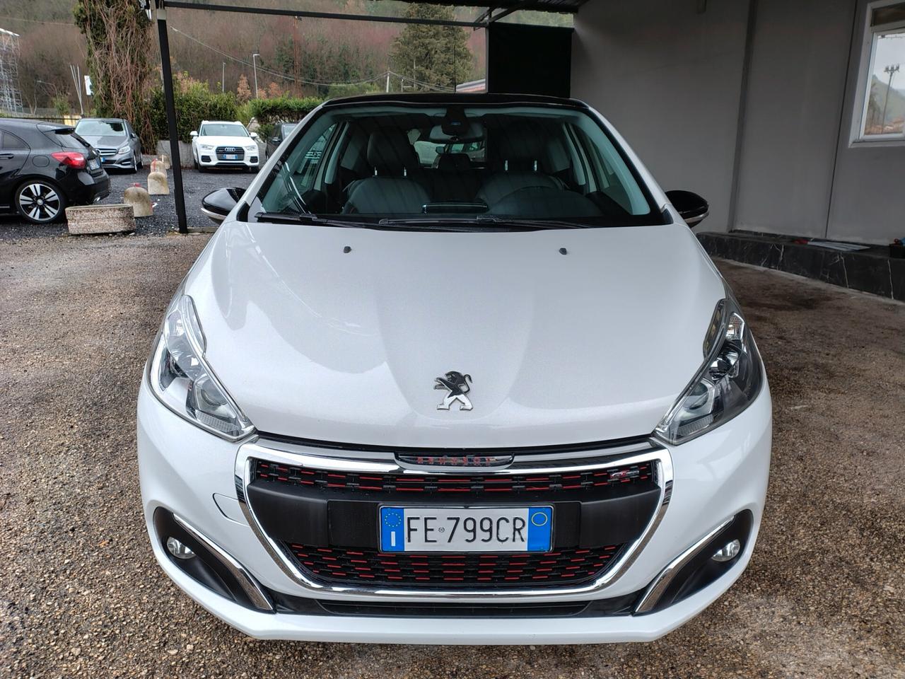 Peugeot 208 BlueHDi 100 3 porte GT Line