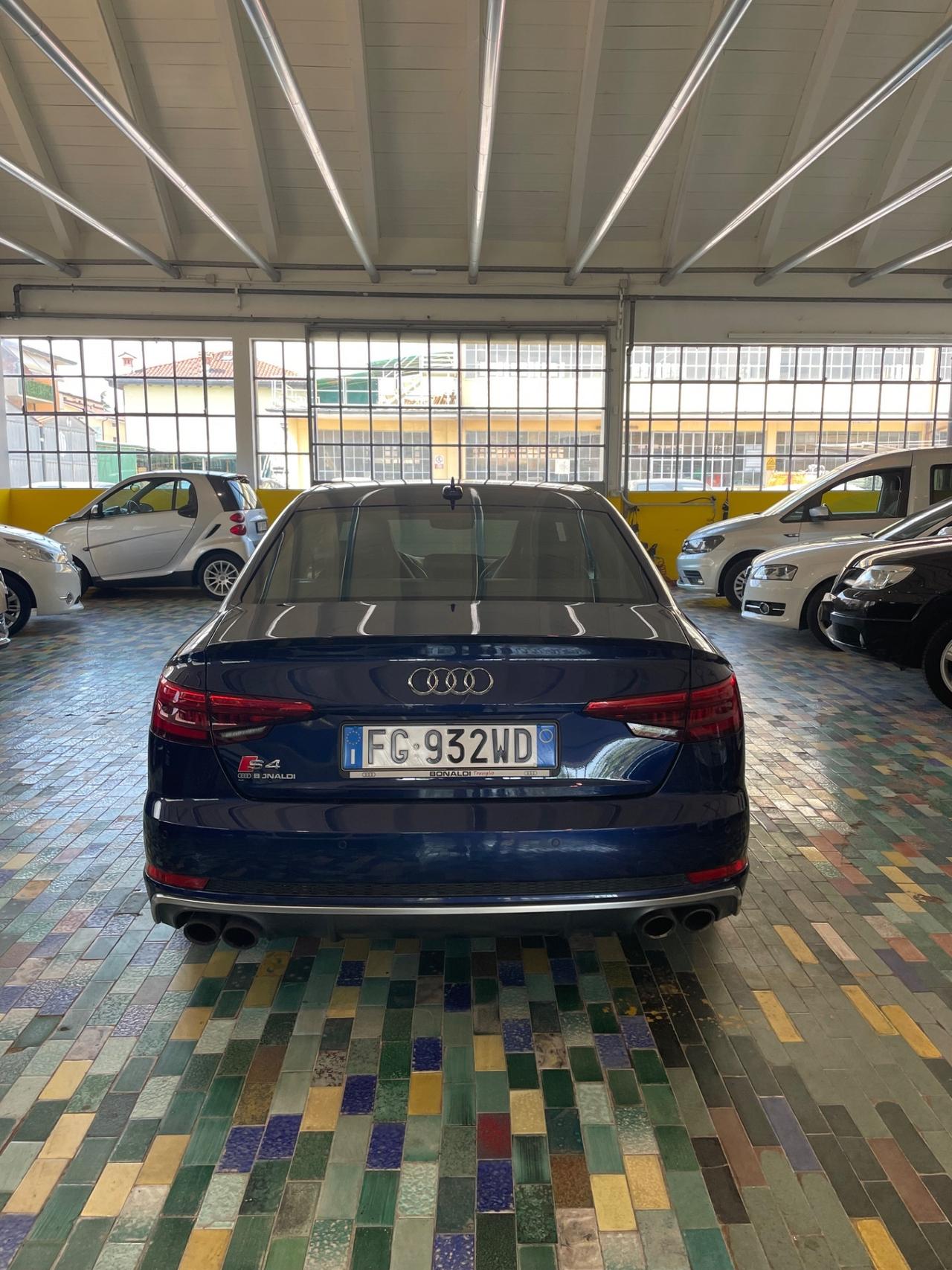 Audi A4 S4 3.0 TFSI 354CV UNICO PROPRIETARIO