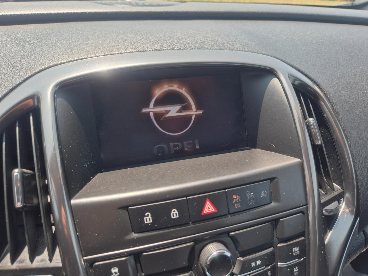 Opel Astra cosmo 1.4 Turbo 140CV 5 porte 2012