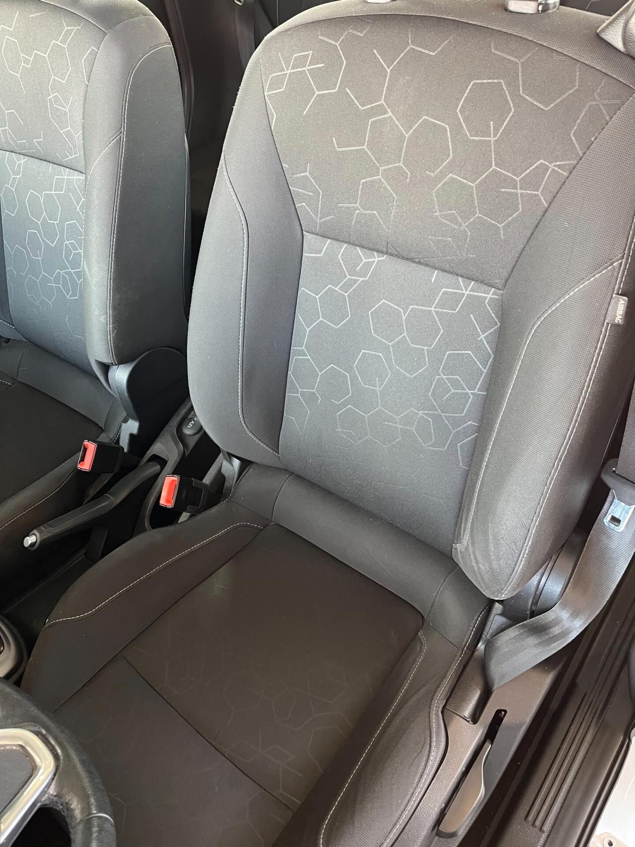 Ford B-Max 1.4 66Kw Plus Neopatentati OK