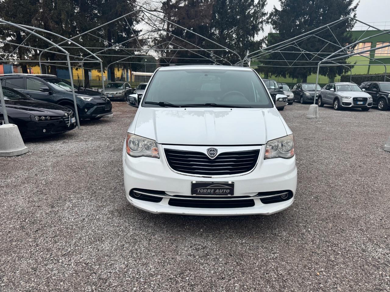 Lancia Voyager 2.8 Turbodiesel S 177 CV