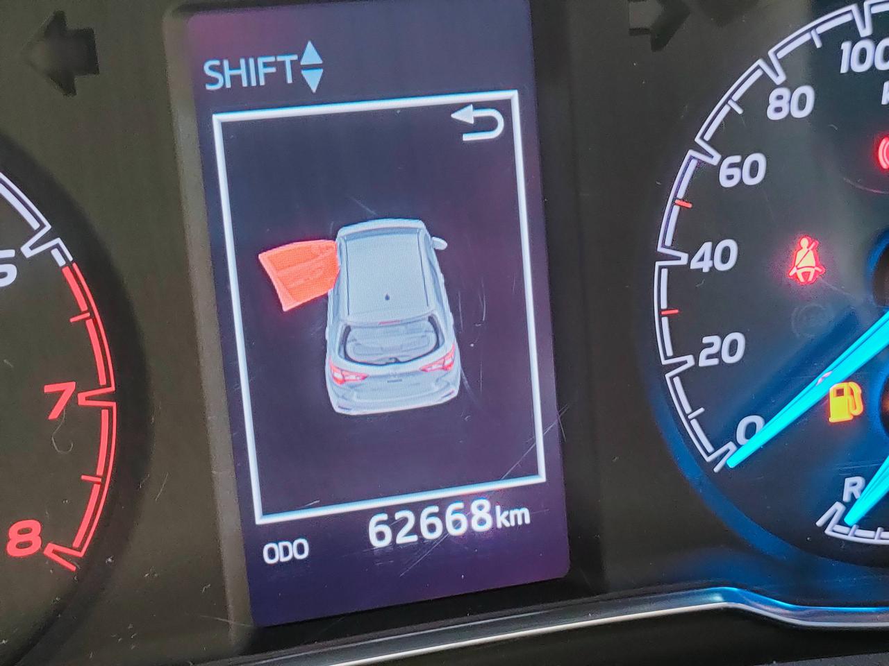 TOYOTA Yaris III 2017 - Yaris 5p 1.0 Active my18