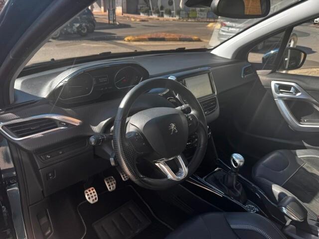 Peugeot 2008 BlueHDi 120 S&S Crossway