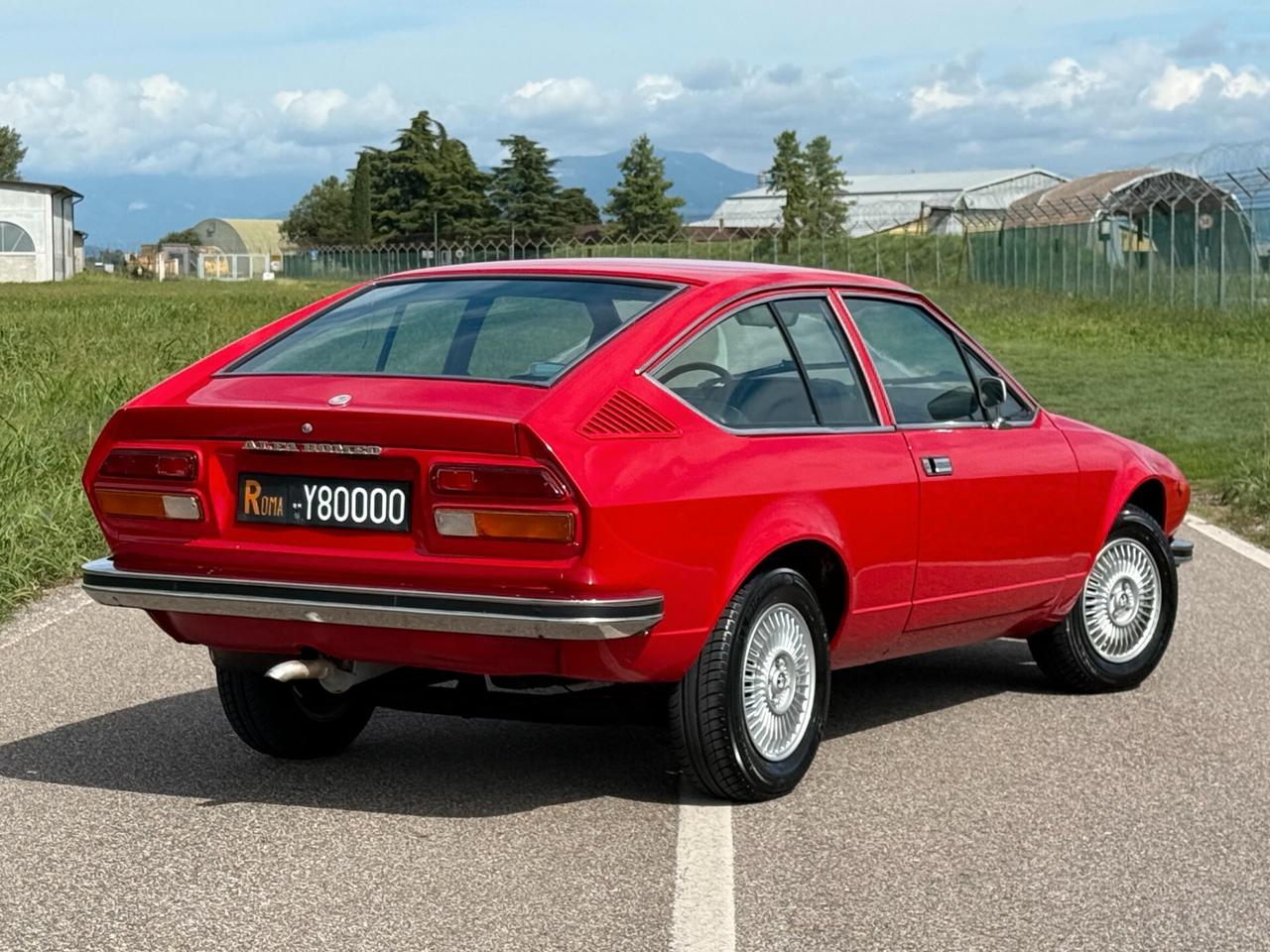 Alfa Romeo Alfetta GT 1.6 "TARGA SPECIALE - LAVORI IMPORTANTI ESEGUITI"