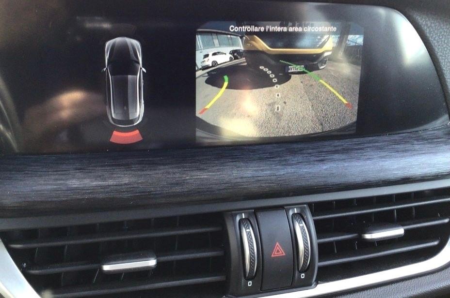 ALFA ROMEO STELVIO 2.2 190Cv AT8 Q4 - Led Navi