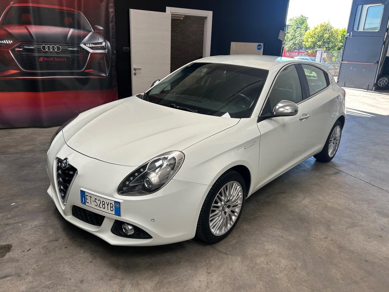 Alfa Romeo Giulietta 1.6 JTDm-2 105 CV Distinctive