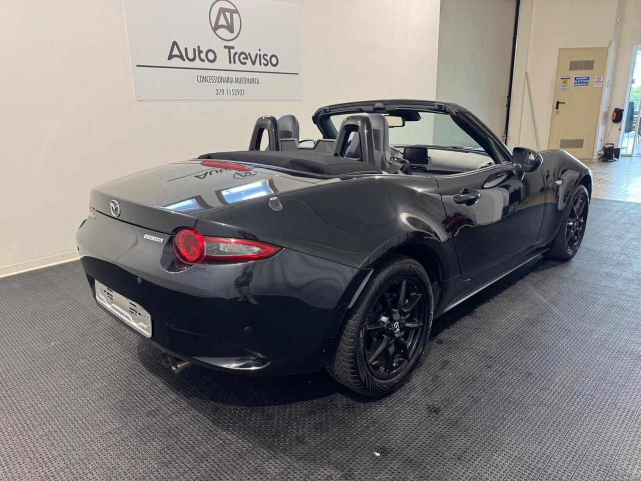 Mazda MX-5 1.5L Skyactiv-G Exceed