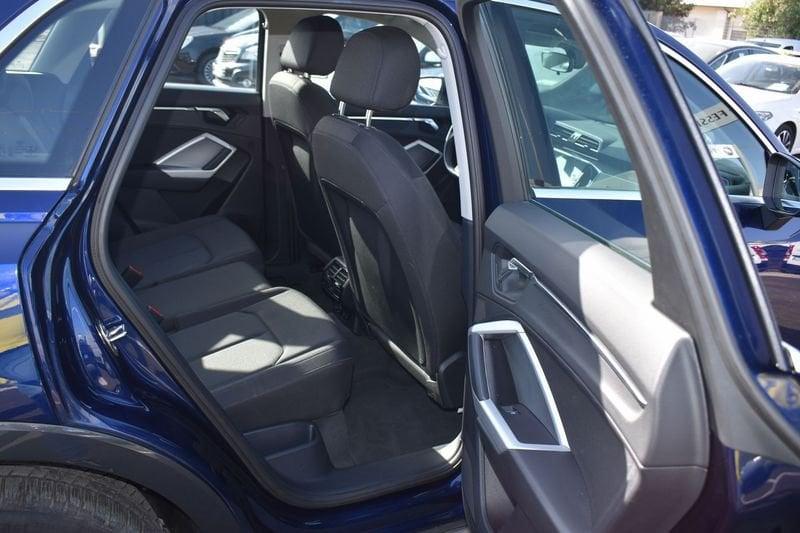 Audi Q3 40 TDI quattro S tronic Business Advanced