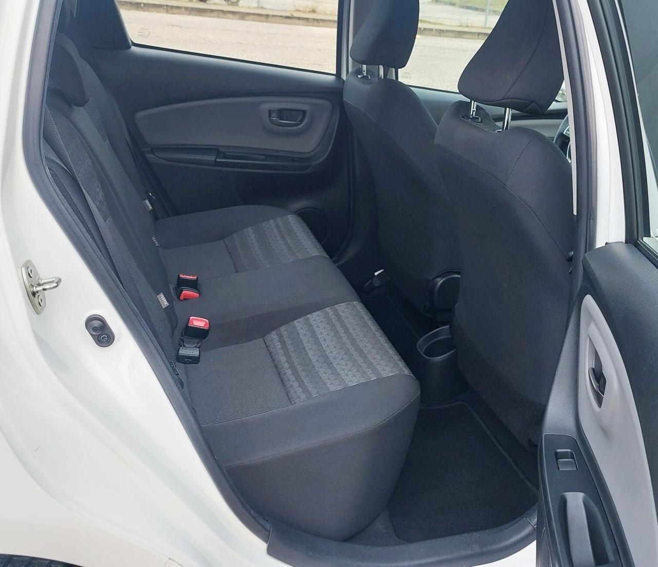 TOYOTA YARIS 1.0-UNICO PROPRIETARIO-NEOPATENTATI