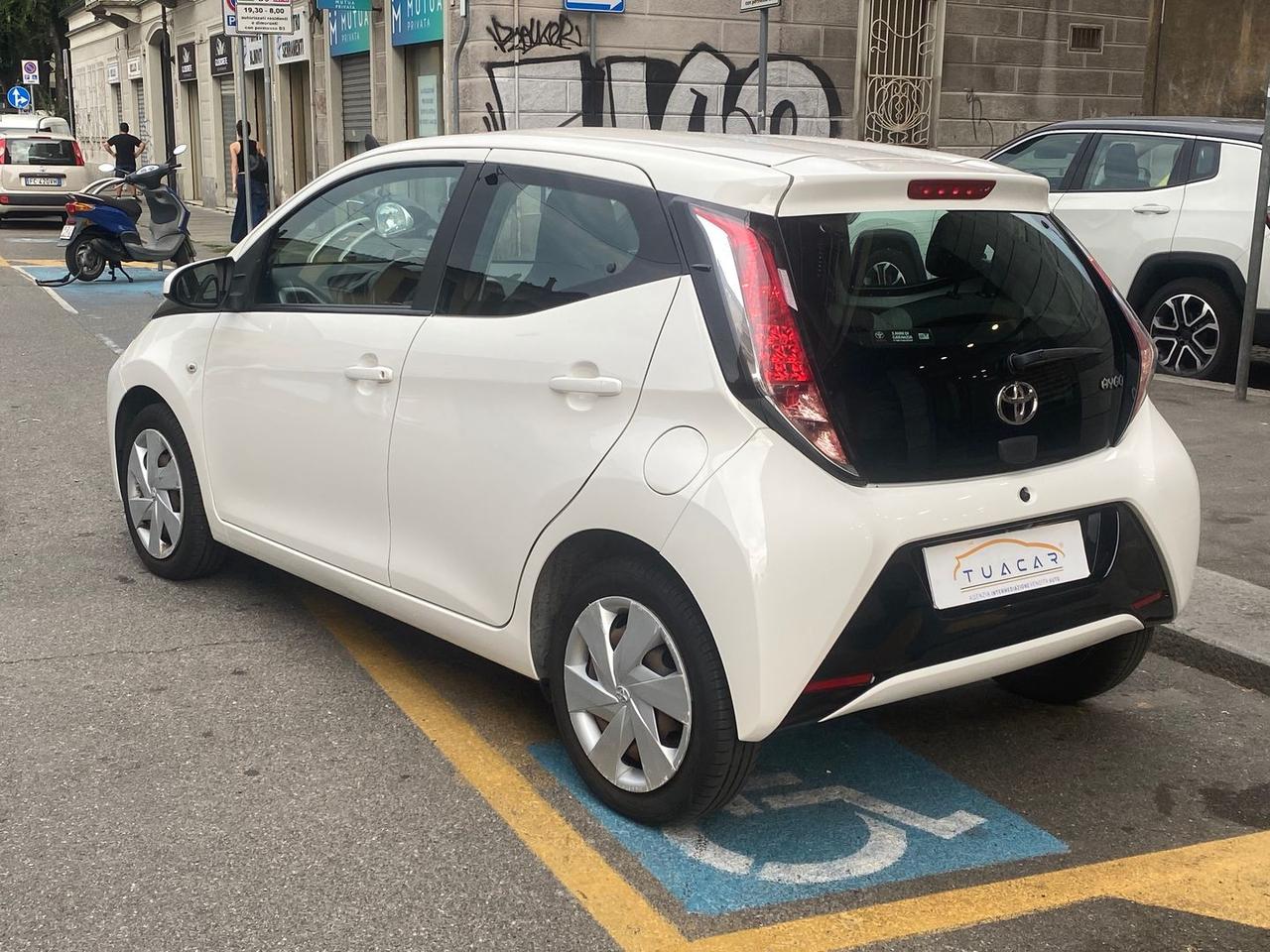 Toyota Aygo X-Play #11983