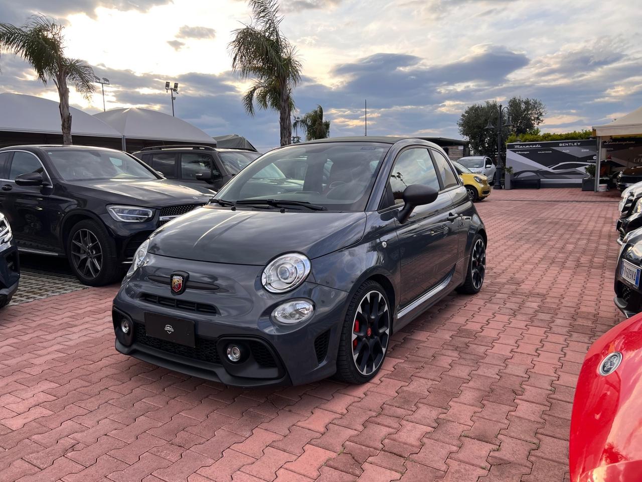 Abarth 595 C 1.4 Turbo T-Jet 180 CV Competizione