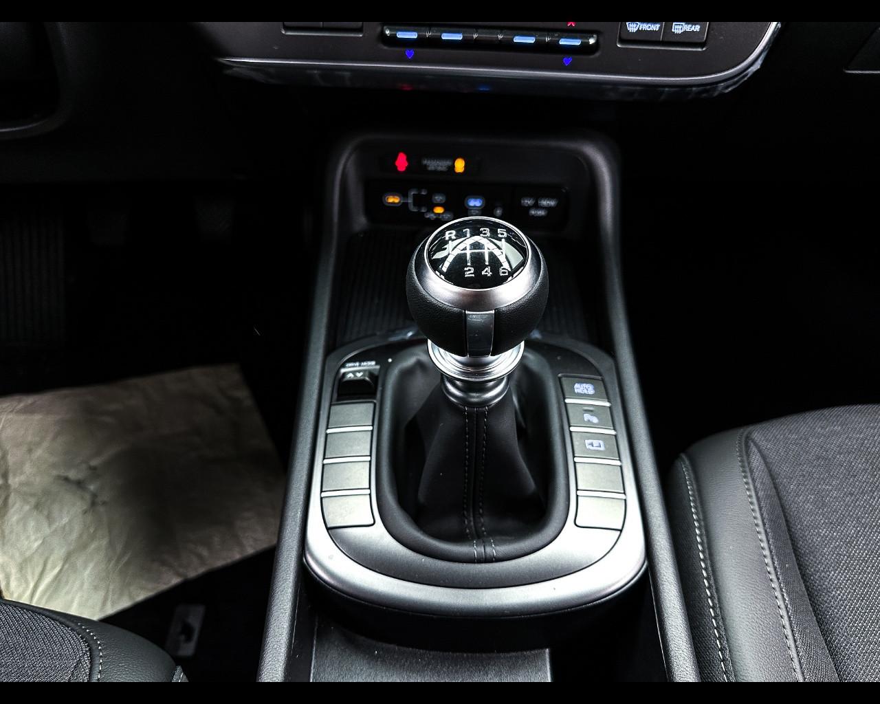 HYUNDAI KONA ICE MY25 1.0T 48V MT XLINEPLUS