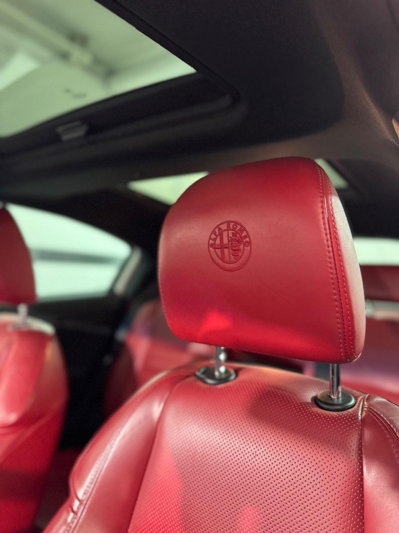 Alfa Romeo Giulietta Exclusive FULL OPTIONAL CON TETTO APRIBILE
