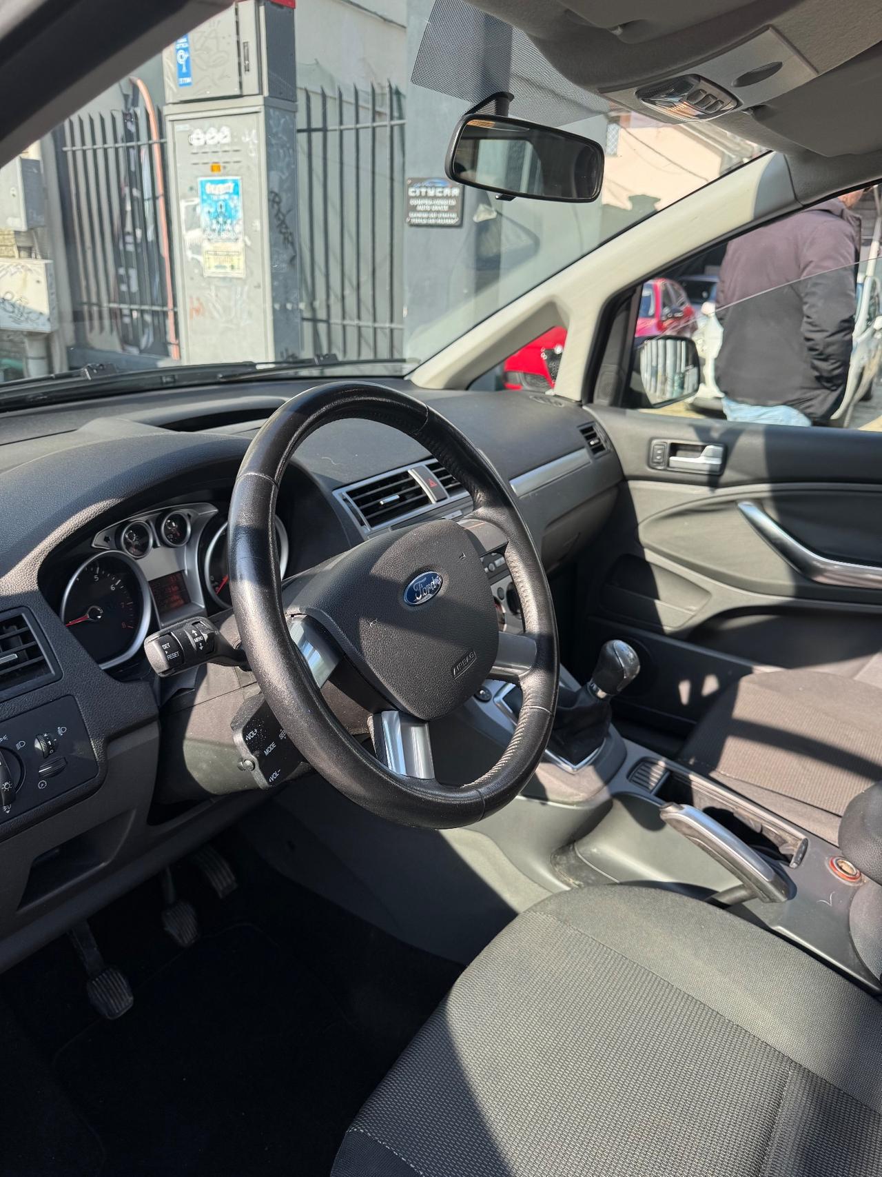 Ford C-Max 2.0 145 cv GPL di casa Titanium