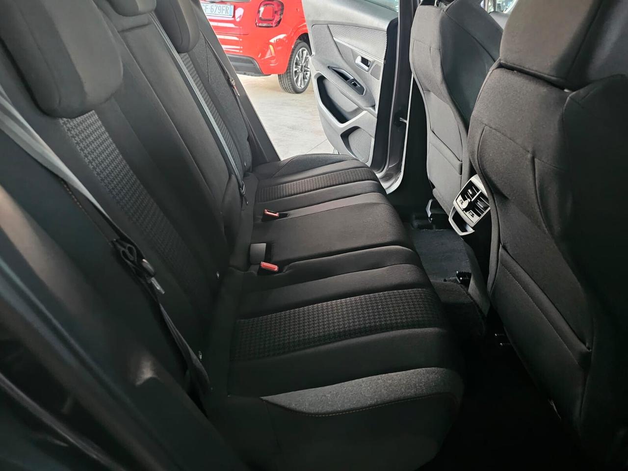 PEUGEOT 3008 1.5 HDI 130CV 03/2021