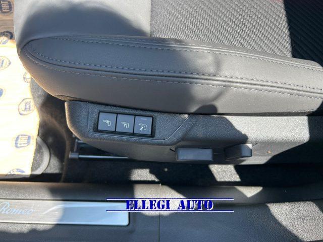 ALFA ROMEO Junior 1.2 145 CV Hybrid eDCT6 Speciale KM 0