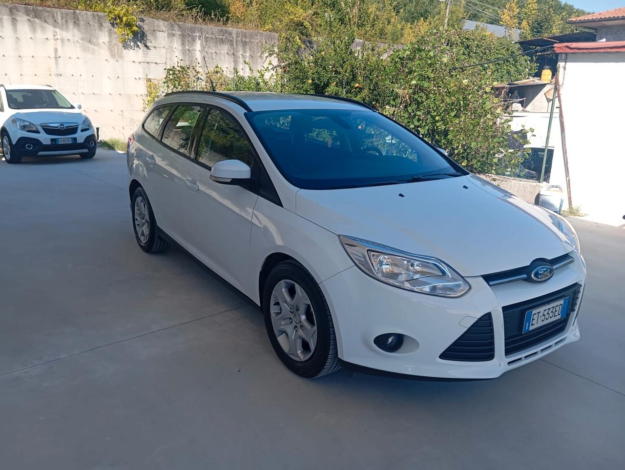 Focus 1.0 EcoBoost 100 CV "UNIPRO"