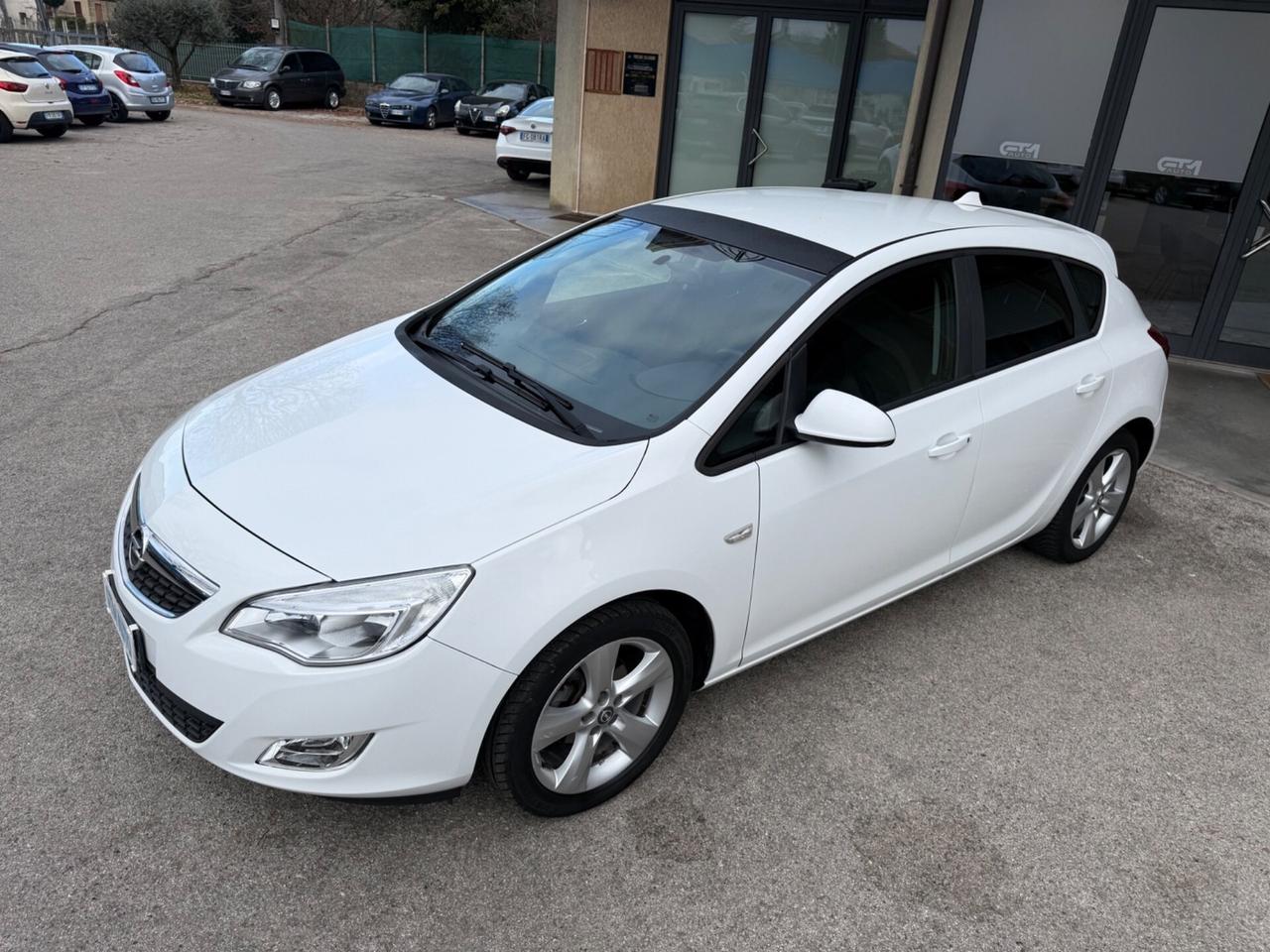 Opel Astra 1.4 100CV 5 porte Elective