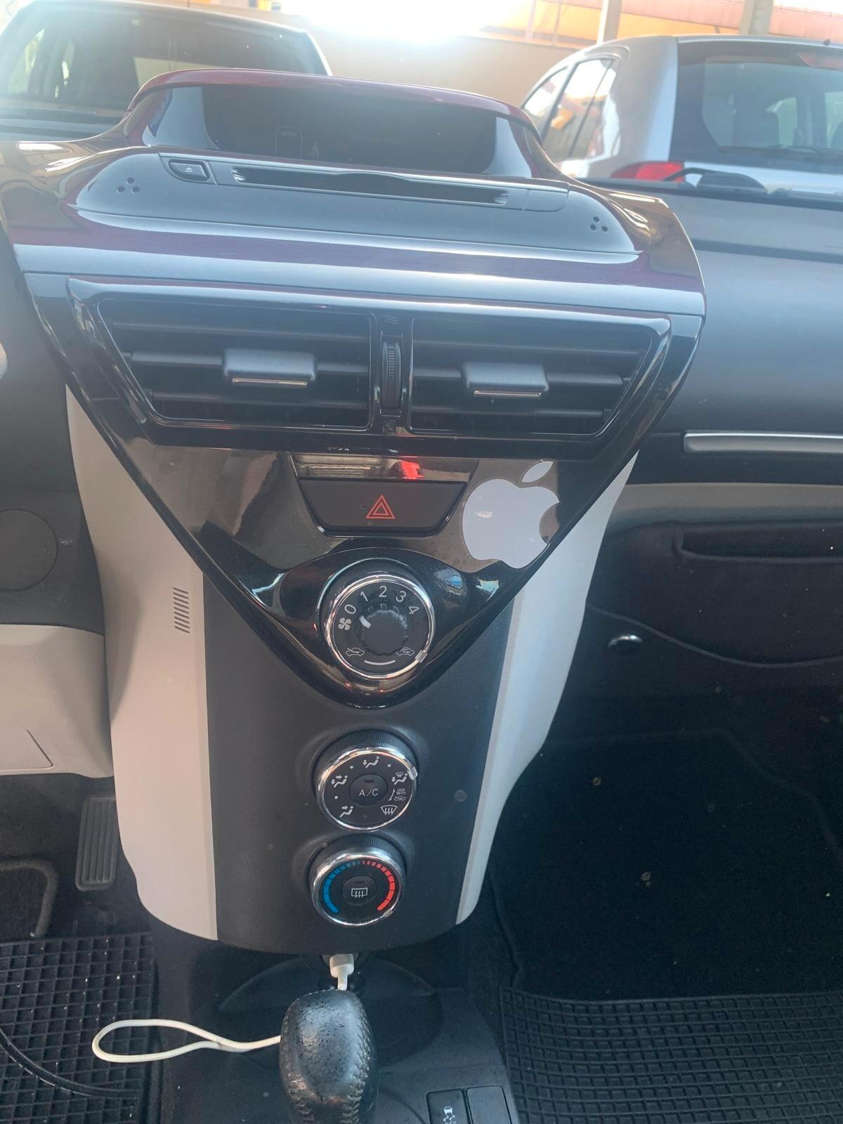 Toyota iQ 1.0 Sol, Bianco perlato, bellissima, cambio automatico