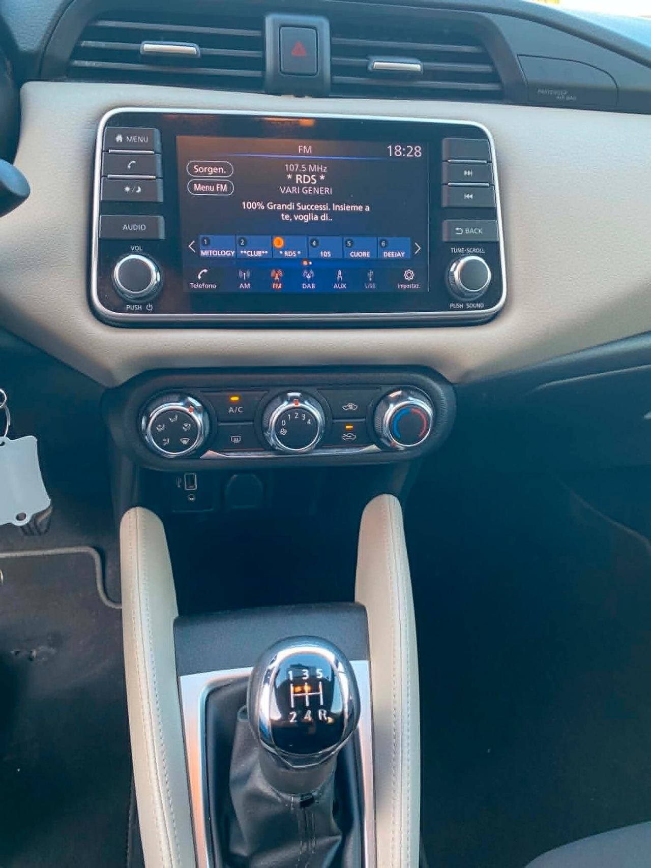 Nissan Micra IG-T 100 5 p Nuova a Prezzo