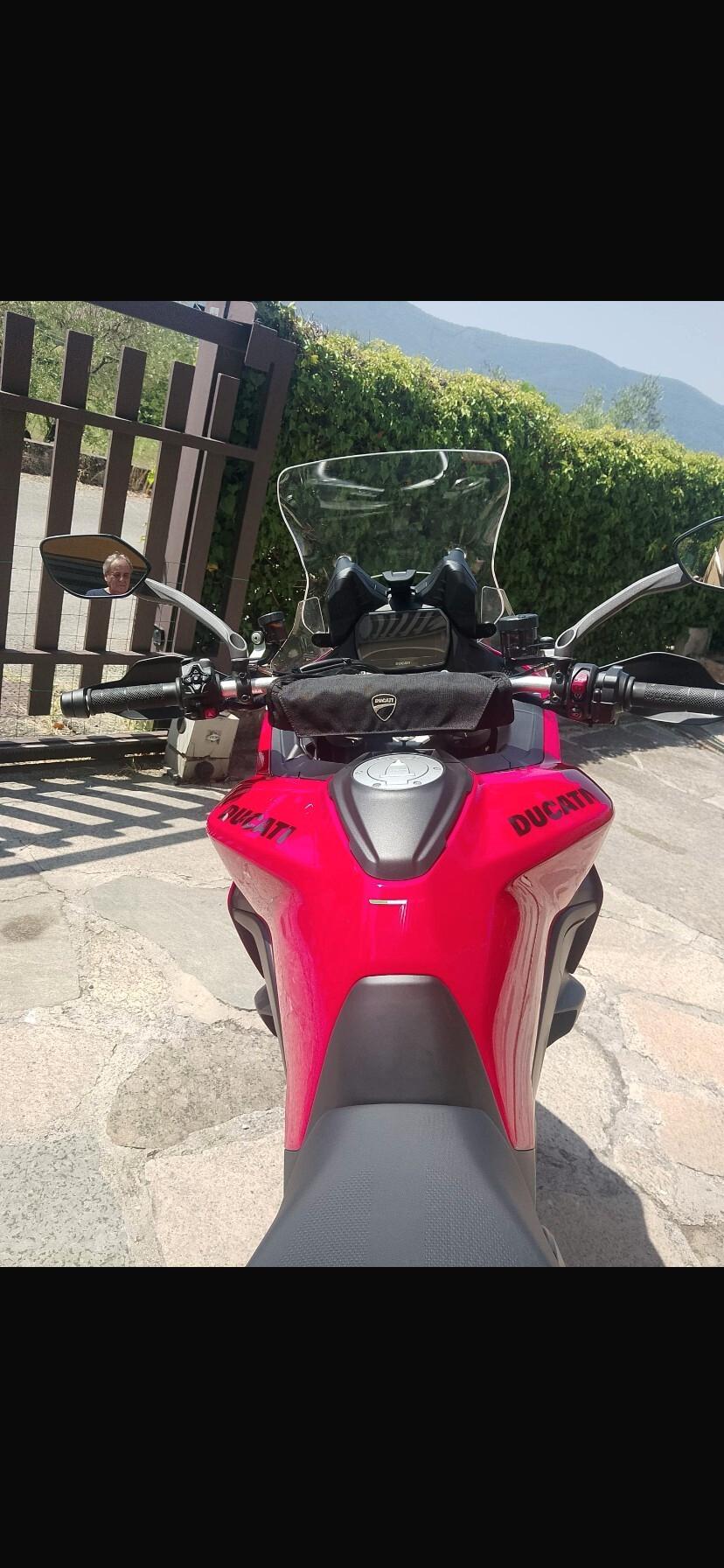 Ducati Multistrada V2