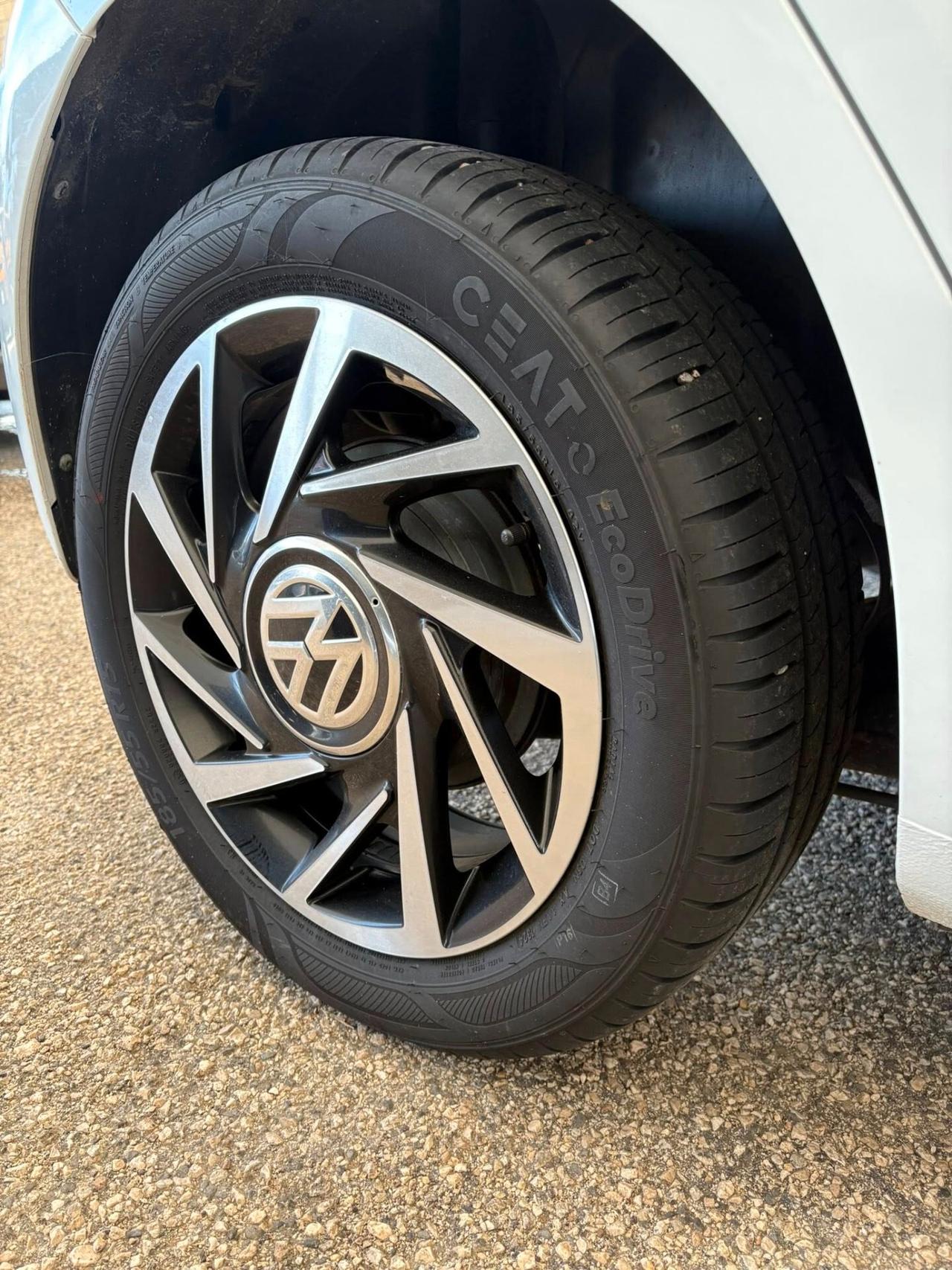 Volkswagen up! 1.0 5p. move uniprò Full