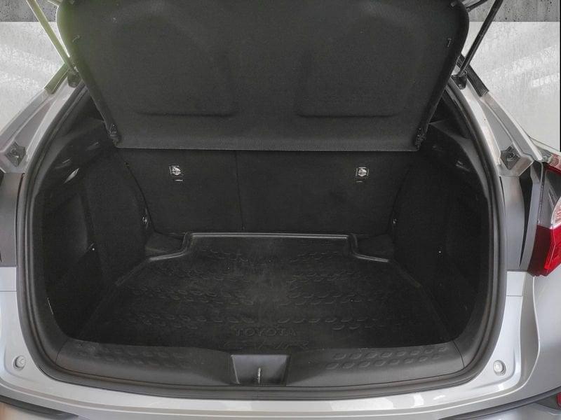 Toyota C-HR 1.8h Lounge 2wd e-cvt my18