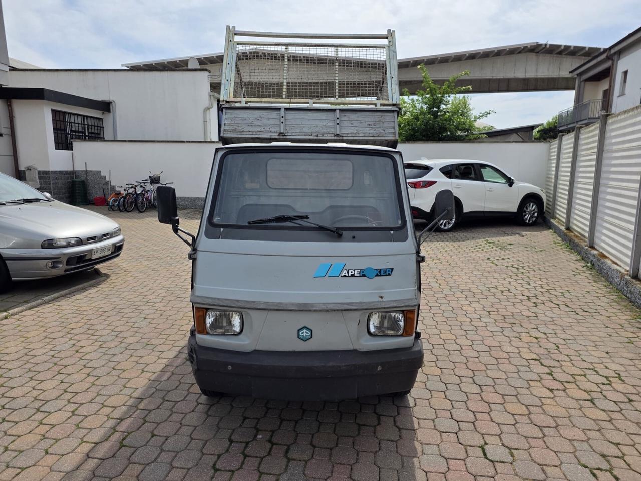 Piaggio Poker Ape 422 cilindra 14.5kw. - 19.7cv. Ribaltabile