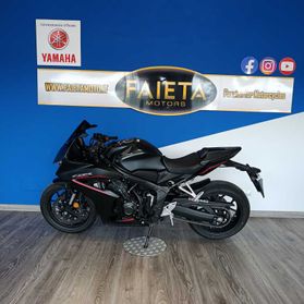 Honda CBR 650 R E-Clutch - 2025