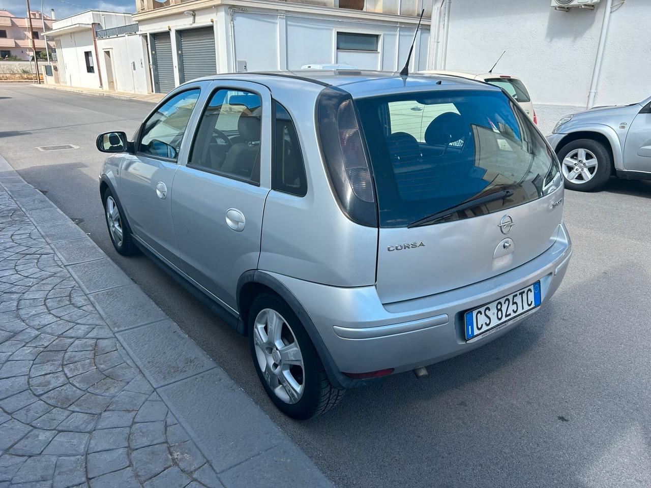 Opel Corsa 1.3 CDTI 70Cv 5P - 2005