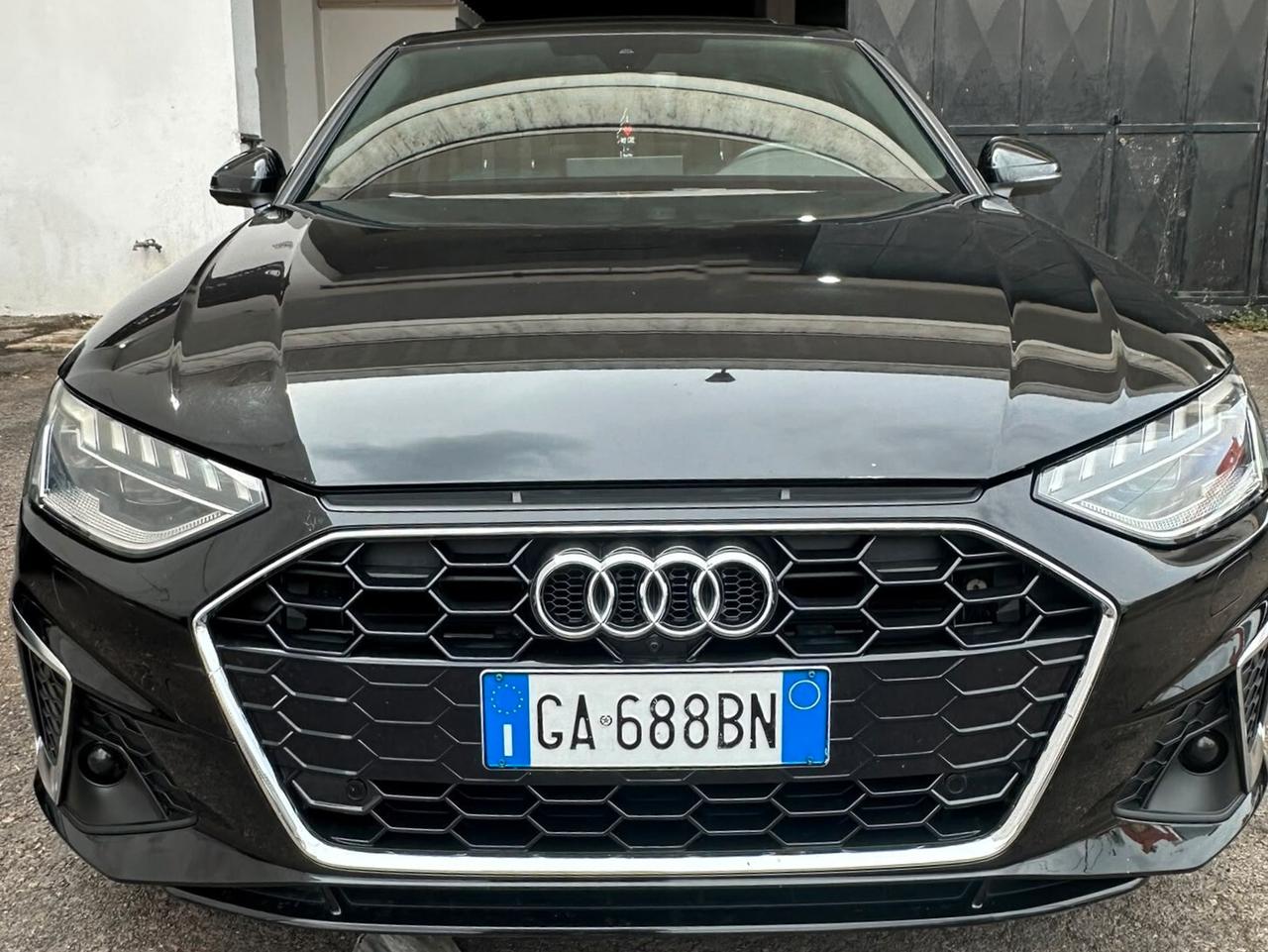 Audi A4 35 TDI/163 CV S tronic line edition