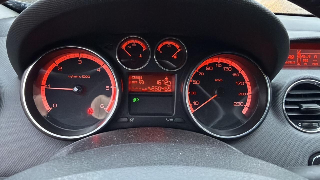 Peugeot 308 1.6 Diesel-2013 PER COMERCIANTI