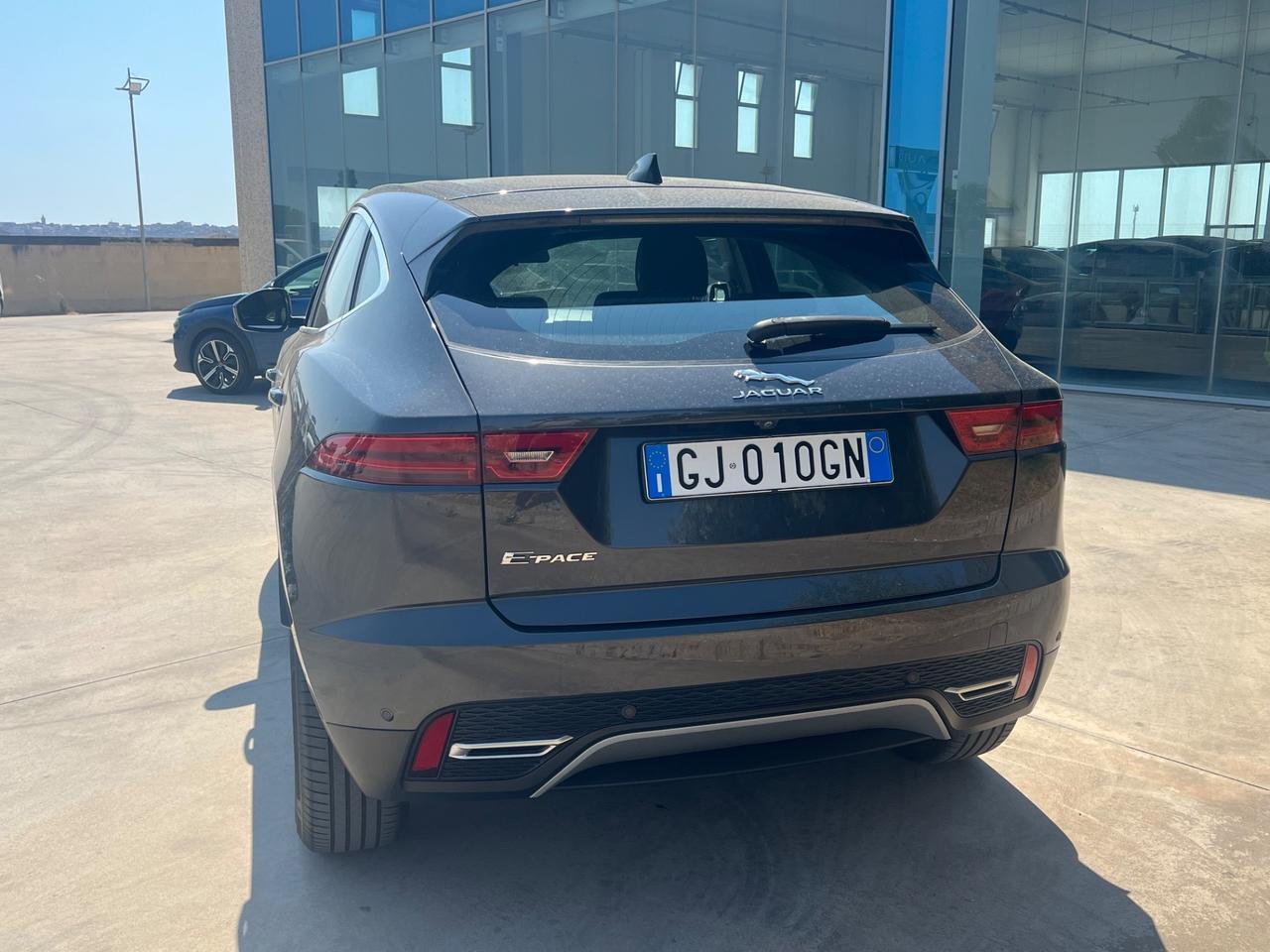 Jaguar E-Pace 2.0D I4 163 CV AWD Auto - AUTOCARRO N1