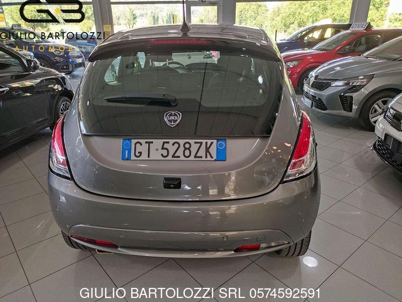 Lancia Ypsilon 1.0 FireFly 5 porte S&S Hybrid Platino
