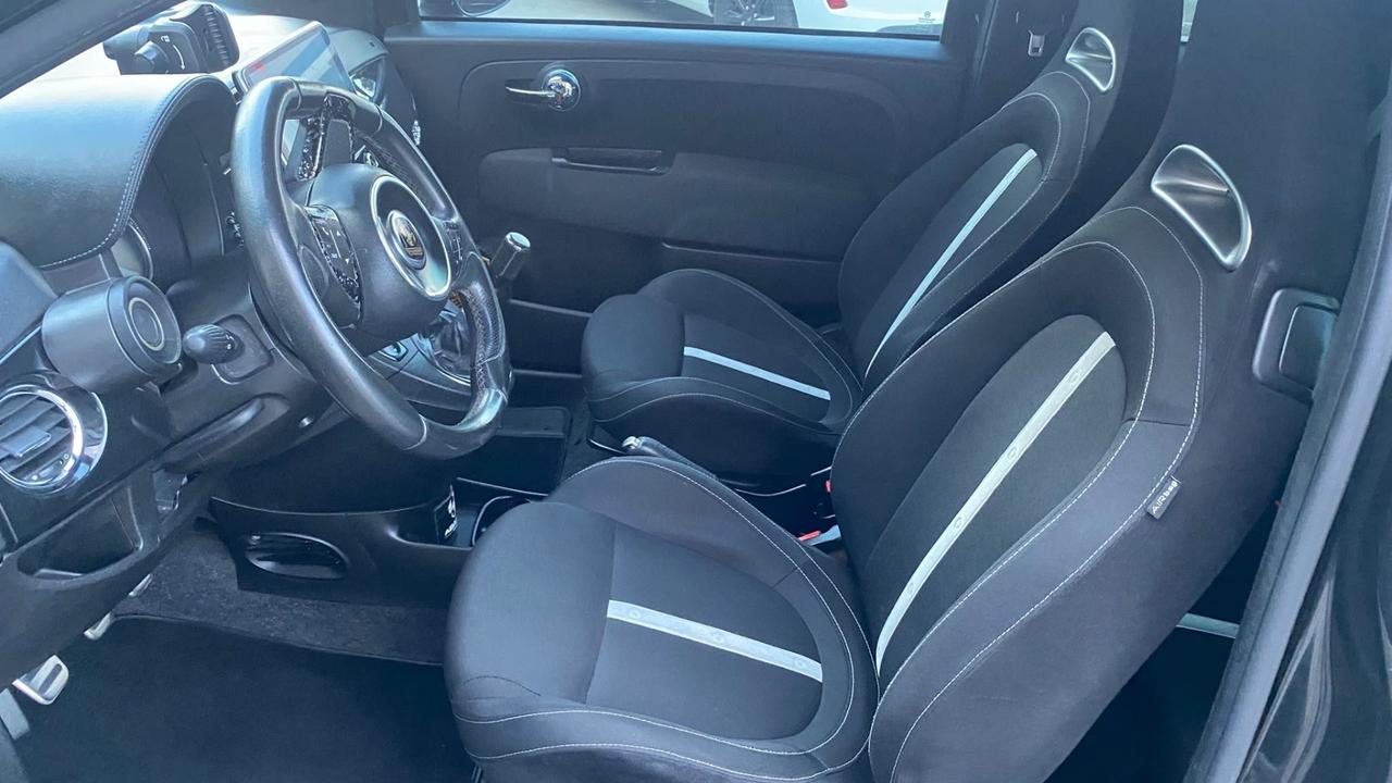 Abarth 500 1.4 Turbo T-Jet Custom