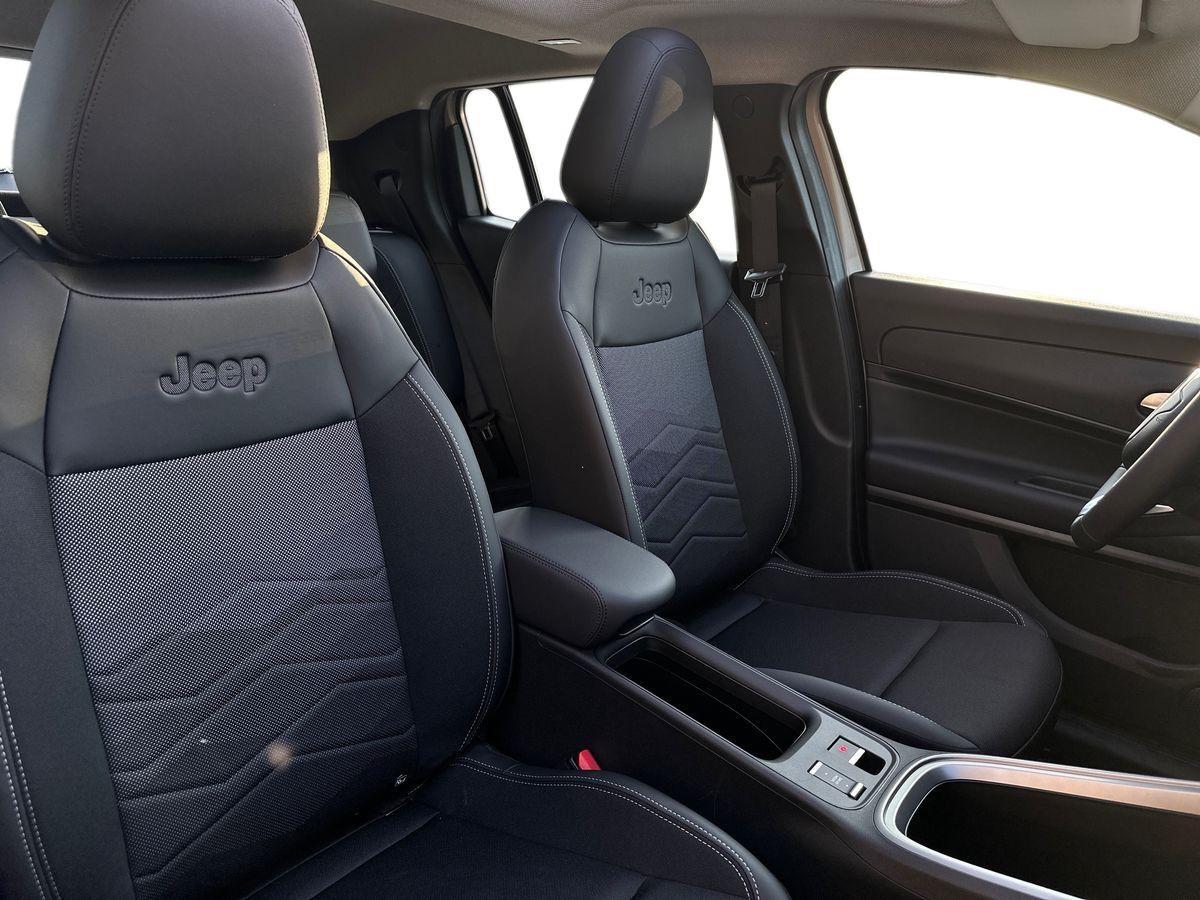 JEEP Avenger E-Hybrid Avenger Altitude 1.2 110cv Dct Mhev