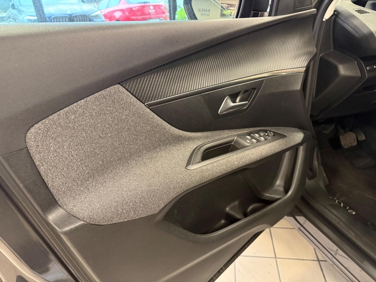 Peugeot 3008 PureTech Turbo 130 S&S EAT8 GT