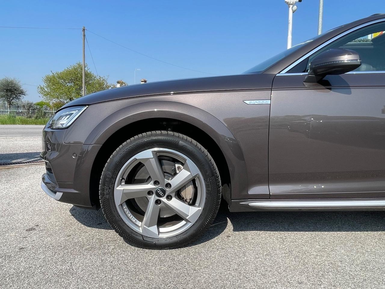 Audi A4 allroad 3.0 TDI Tiptronic Business Evolution