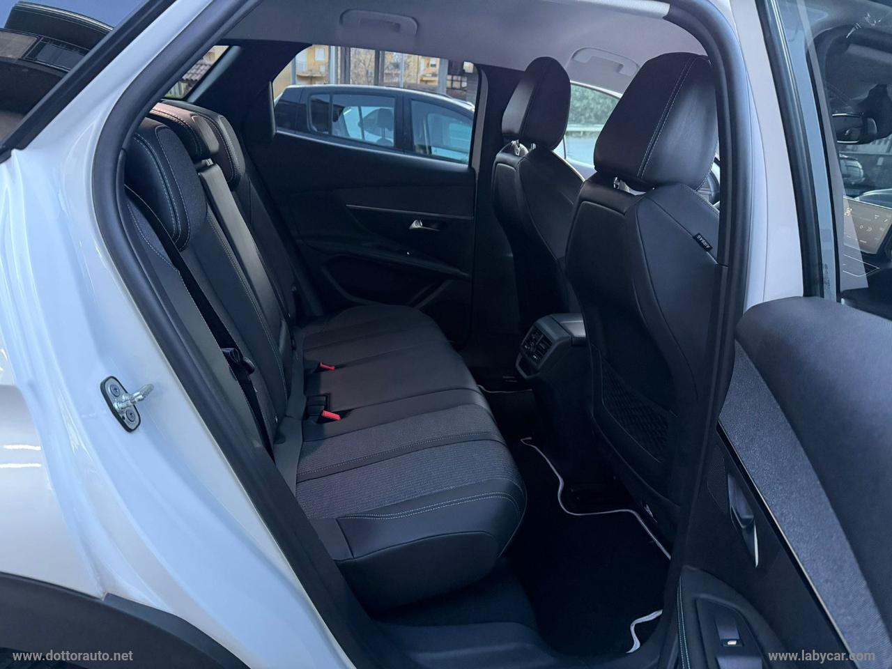 PEUGEOT 3008 BlueHDi 130 S&S Allure Pack