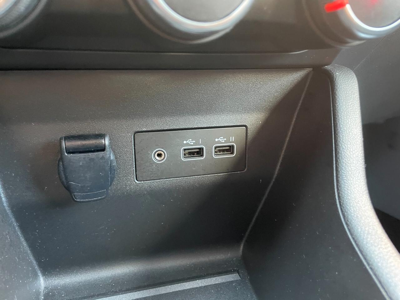Renault Clio UNICO PROPRIETARIO - SERVICE COMPLETO