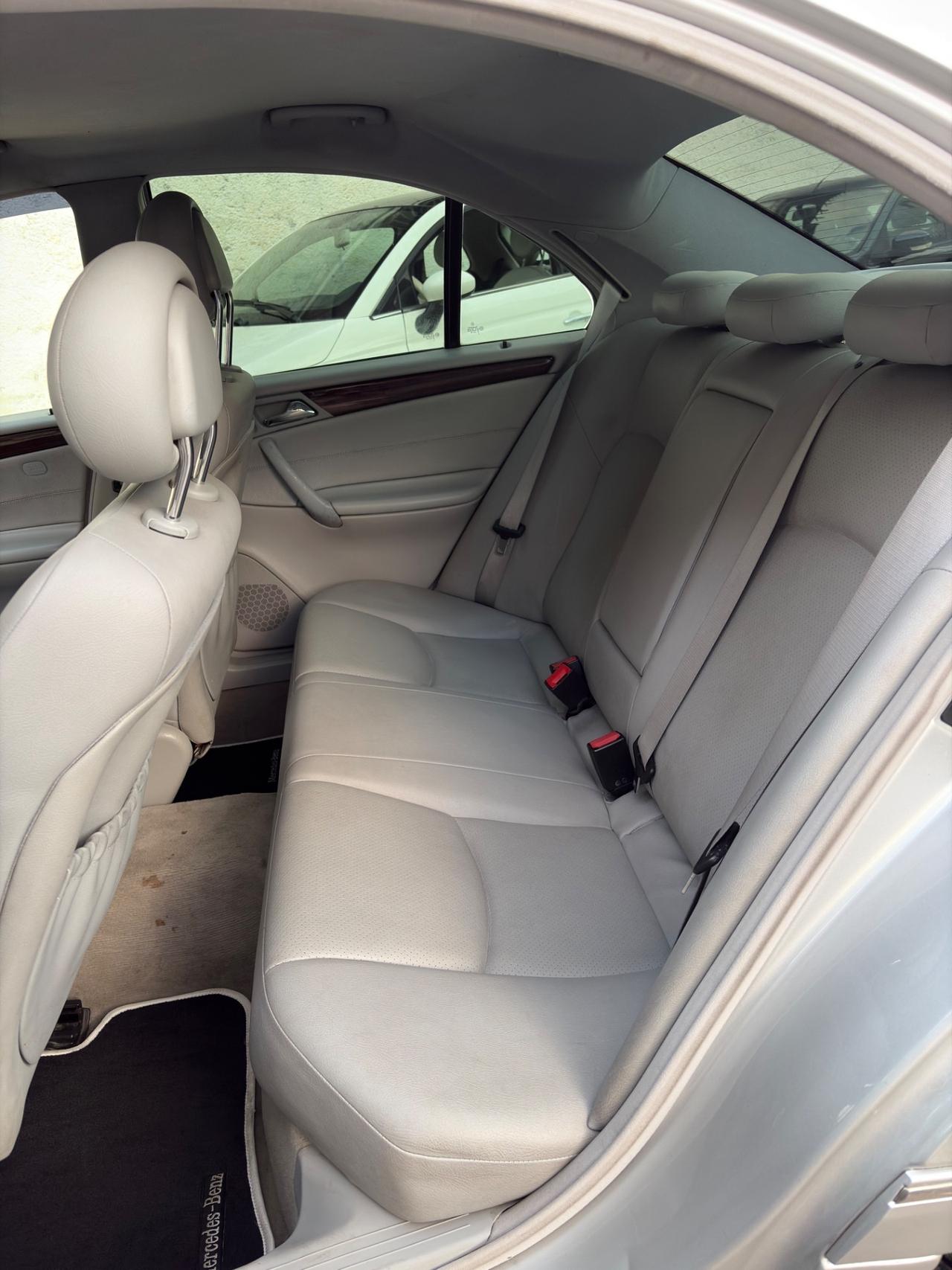 Mercedes classe C 220 CDI 105000km