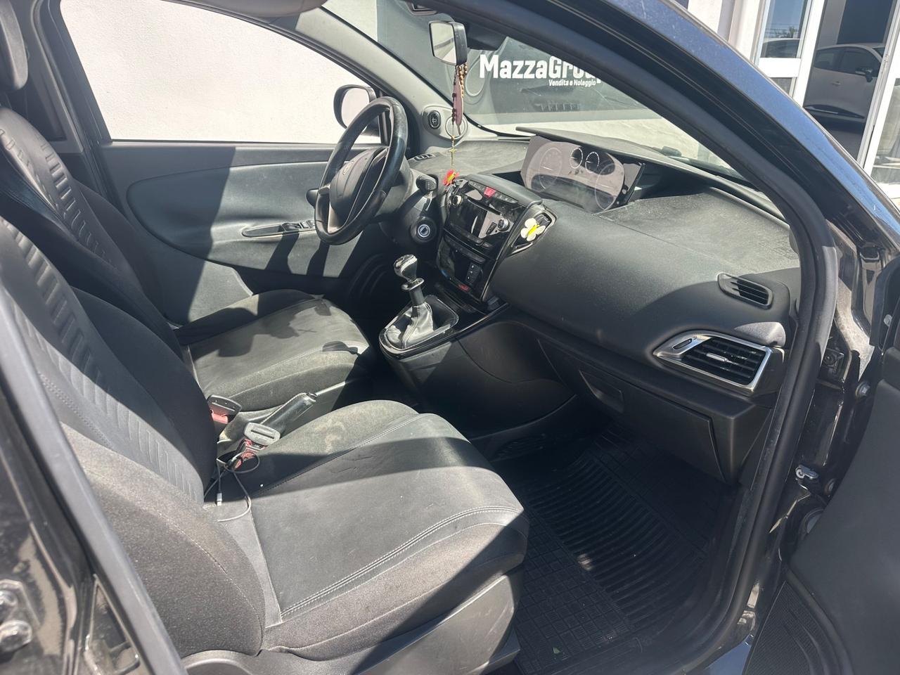 Lancia Ypsilon 0.9 5 porte GPL Ecochic Platinum