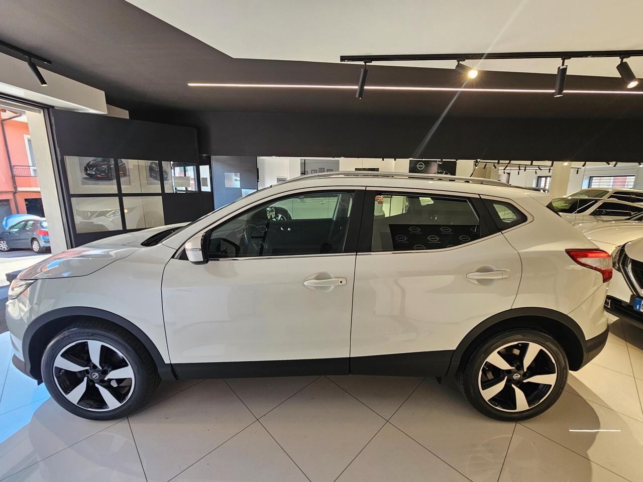 Nissan Qashqai 1.5 dCi N-Connecta