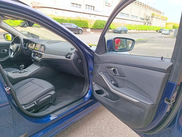 BMW 320 d 48V Touring Business Advantage