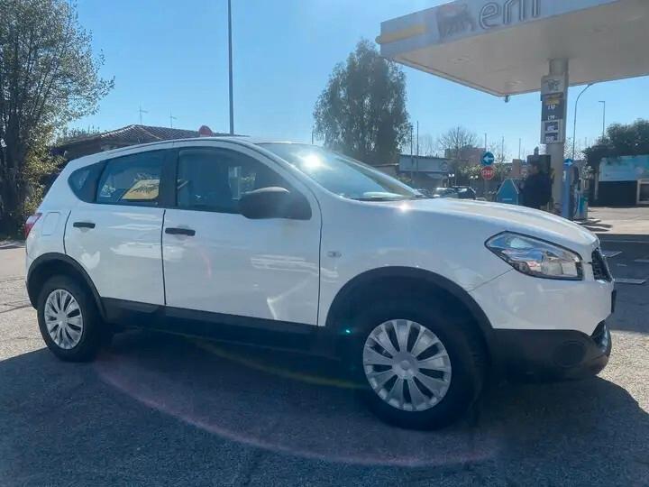 Nissan Qashqai 1.5 dCi DPF Tekna
