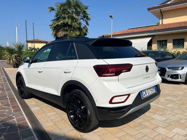 VOLKSWAGEN T-Roc 1.5 TSI ACT DSG Style - BLACK PACK -