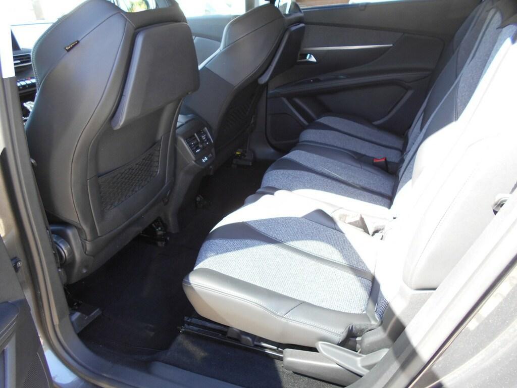 Peugeot 5008 1.5 BlueHDi Allure EAT